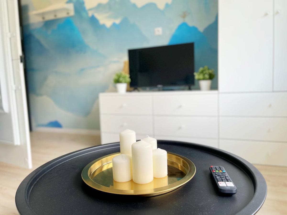 Batorego 18 - Blue - 450M Stacja Metra Pola Mokotowskie, 800M Biblioteka Narodowa, 20M Piekny Park Pola Mokotowskie, 800M Do Sgh - Wifi - Smart Tv - Good Apartments Varsó Kültér fotó